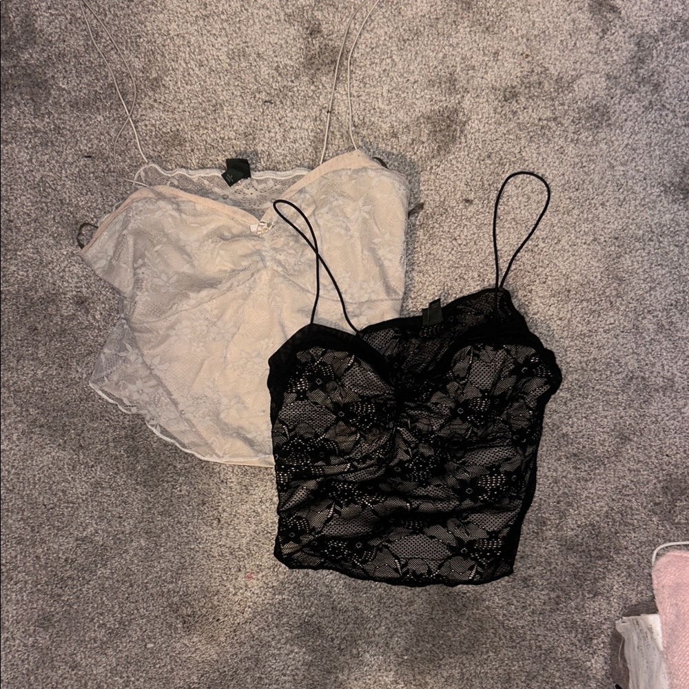2 Lace Cropped Cami Tops - Black & Cream